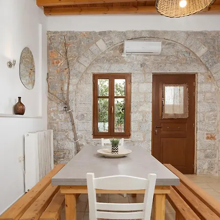 Διαμέρισμα Aura Seafront Νεόν Οίτιλον