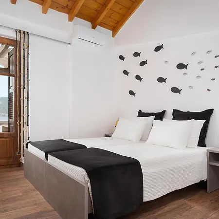 Aura Seafront * Néon Oítilon