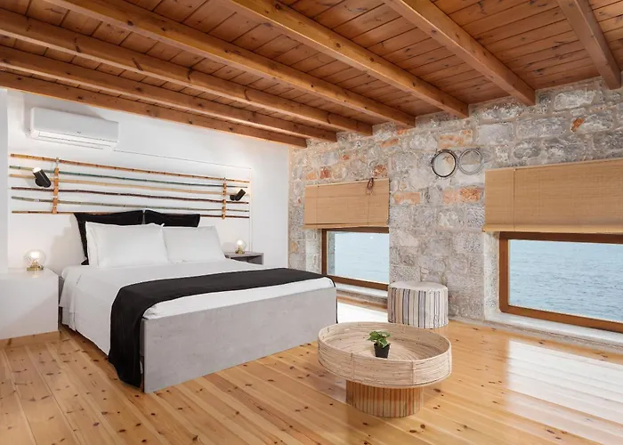 Aura Seafront Néon Oítilon