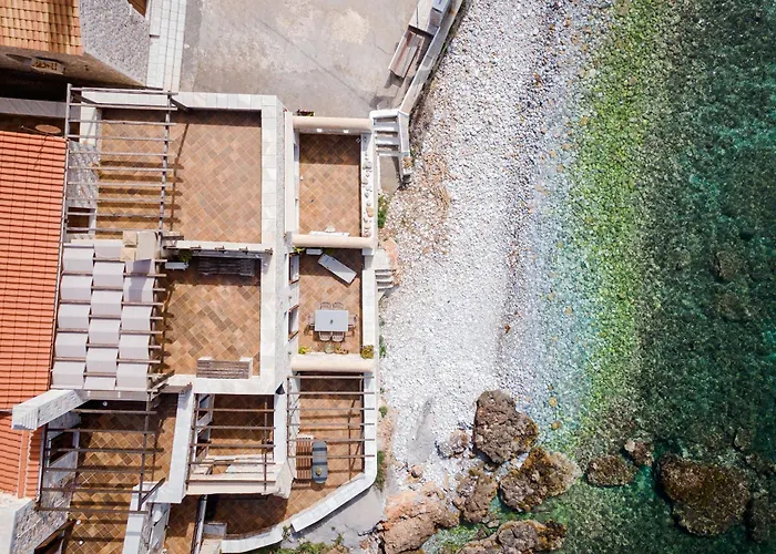 Aura Seafront Appartement Néon Oítilon